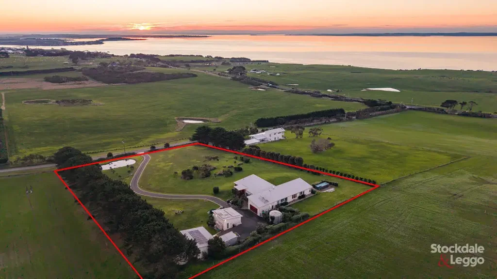 San Remo 5Zimmer Elevated 4 acres with Breathtaking Bay Views