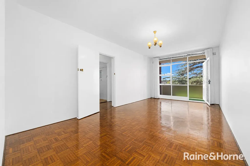 Peaceful Two-Bedroom Apartment with Balcony & Parking