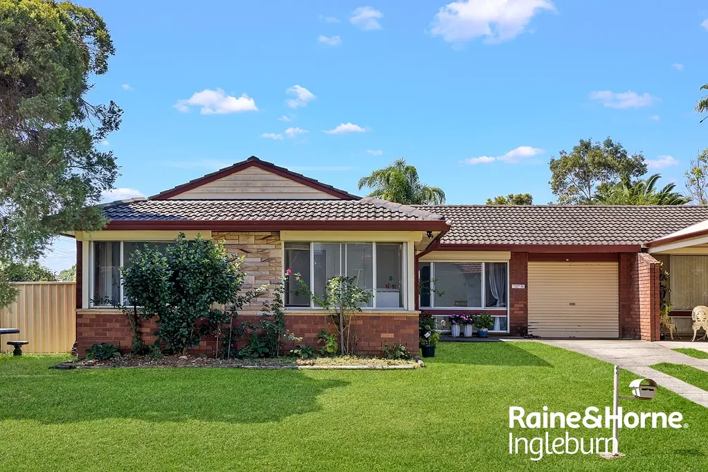 2/1 Phoenix Avenue, Ingleburn, NSW 2565