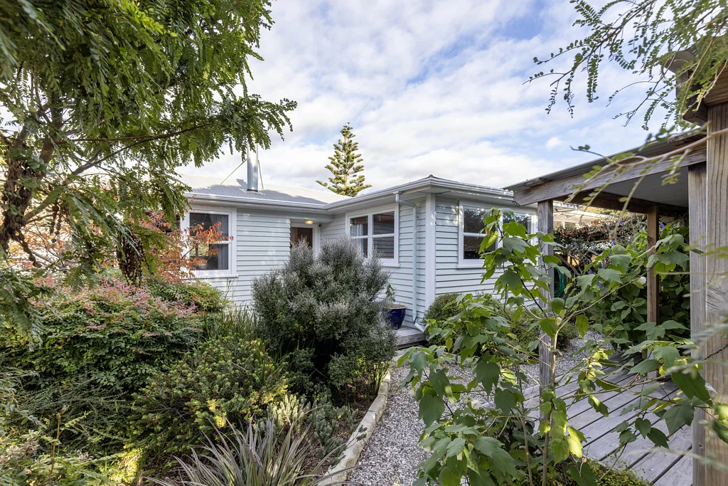 Paekakariki 3房  Charming Character Bungalow
