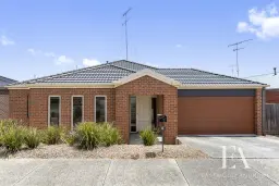 7 Ebbtide Drive, Leopold