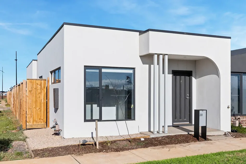 MODERN LIVING WITH UNINTERRUPTED VIEWS!