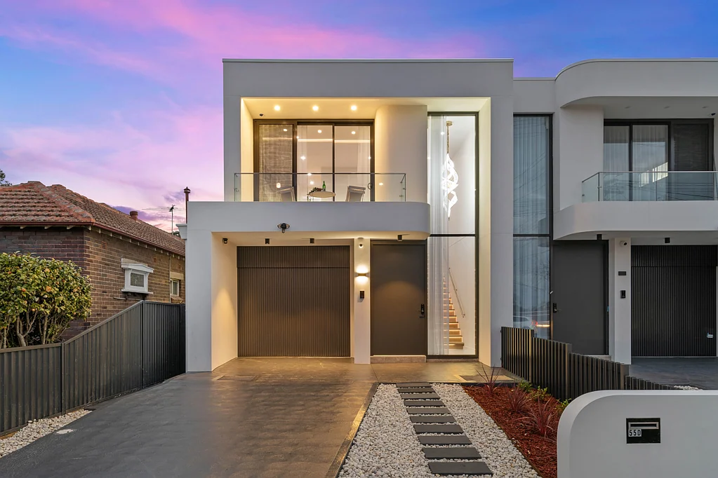 Penshurst 5બેડરૂમ Brand New Luxury Duplex with the Ultimate Location for Convenience