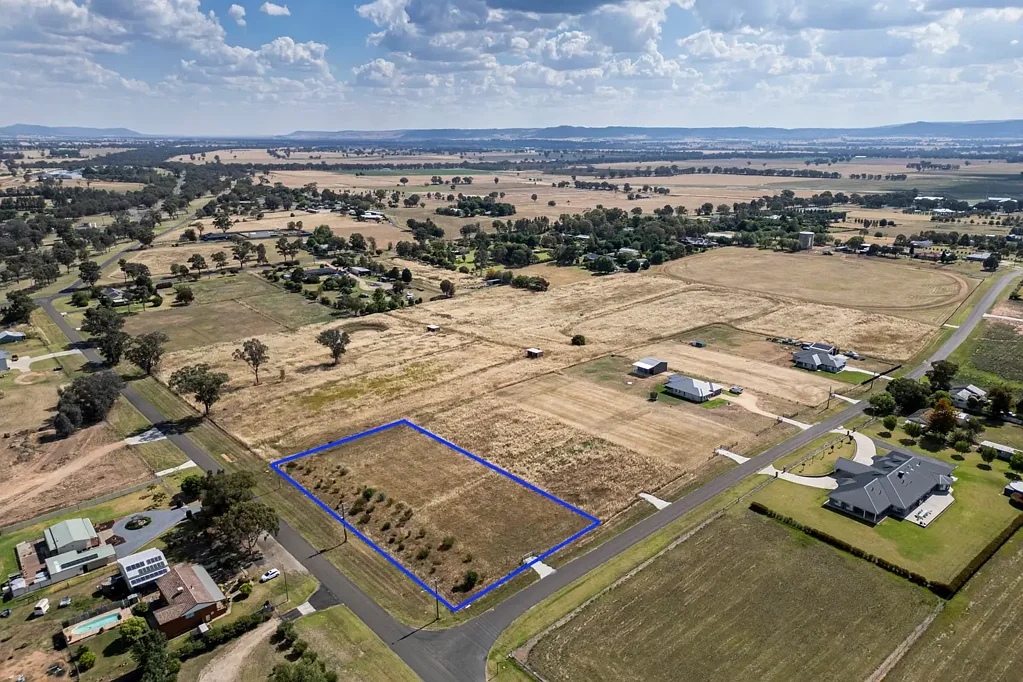 Cowra Prestige Location