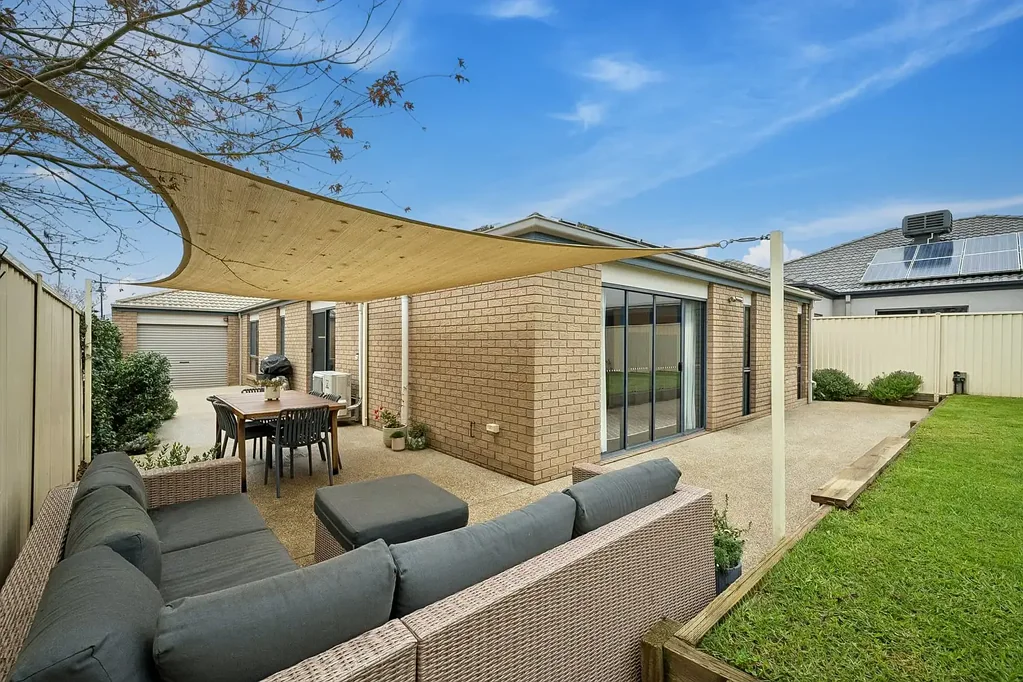 Shepparton 4房  Contemporary Comfort in a Quiet "Boulevard" Setting...