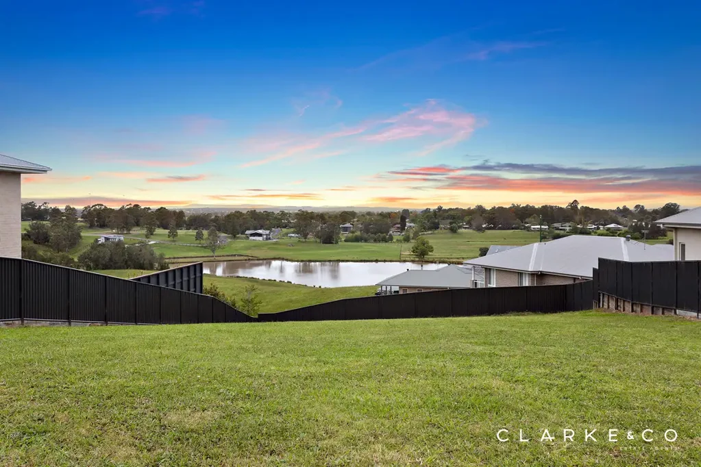 14 Vantage Court, Bolwarra, NSW 2320