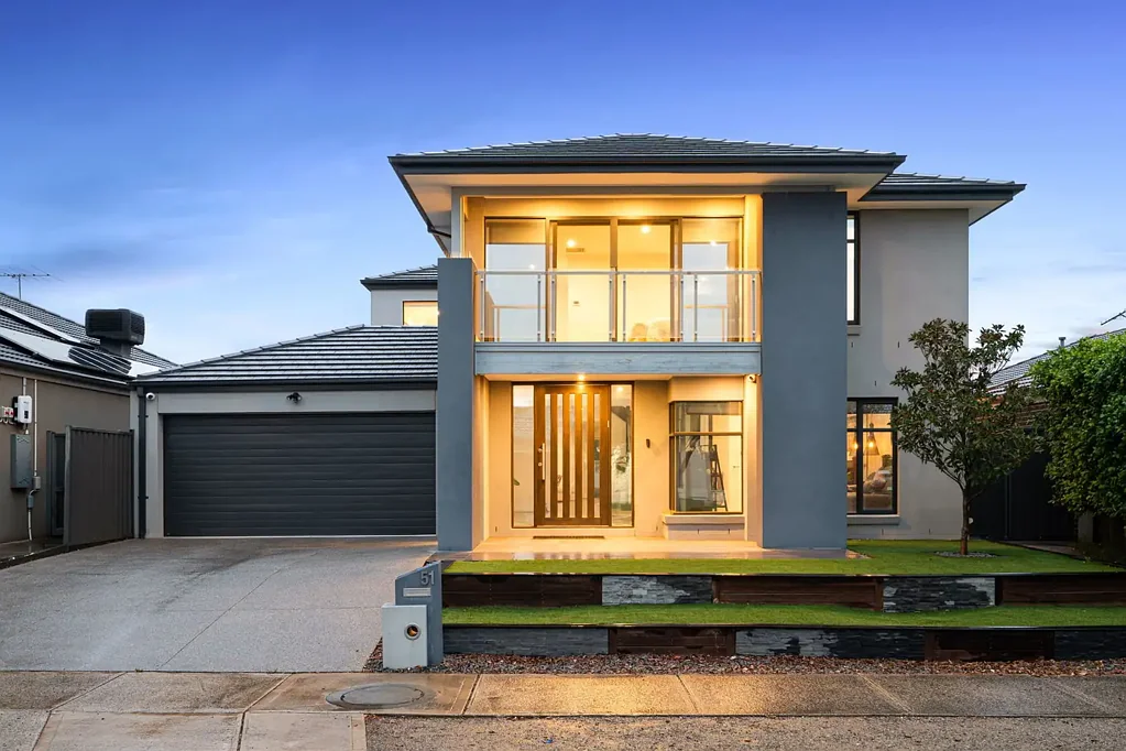 Tarneit 5 Bedroom Over 50 squares (approx.) of supersized luxury