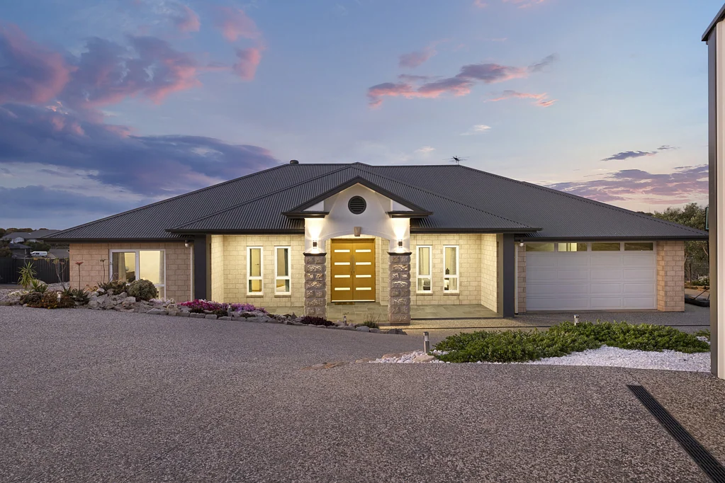 10 Leedham Drive, Greenwith, SA 5125