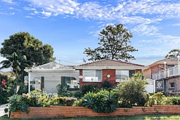 6 Mackenzie Avenue, Mount Warrigal