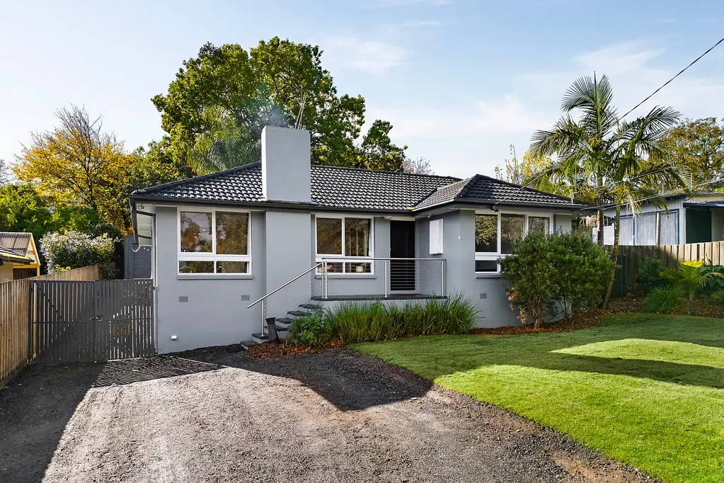 Croydon South 4침실 Family Sanctuary with Resort-Style Entertaining.