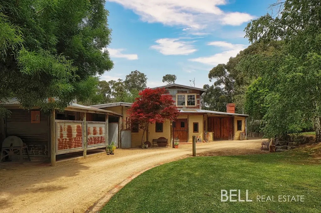 9 Eleanor Drive, Silvan, VIC 3795