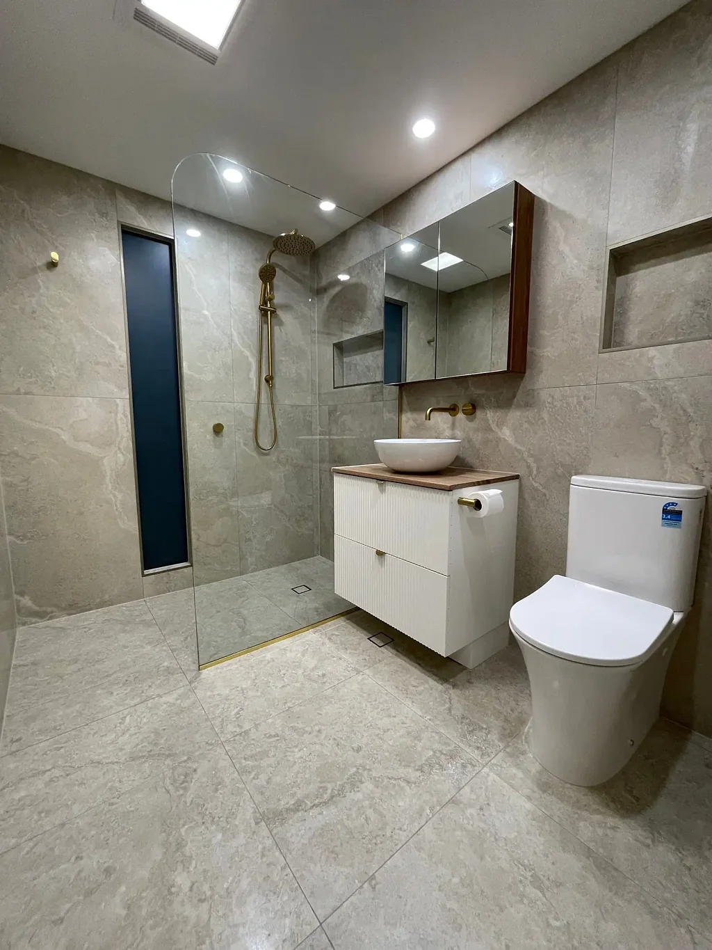 Ground Floor Living - $750/week (incl. of utilities)