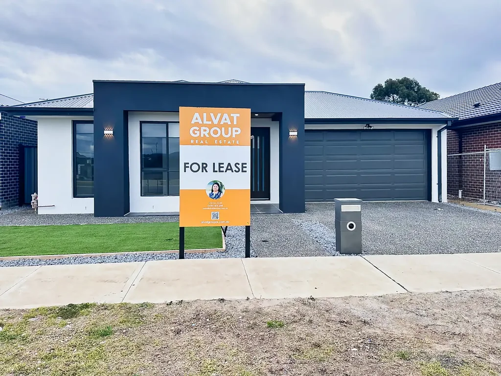 Brand-New 4-Bedroom Family Home in Prime Wallan Location!