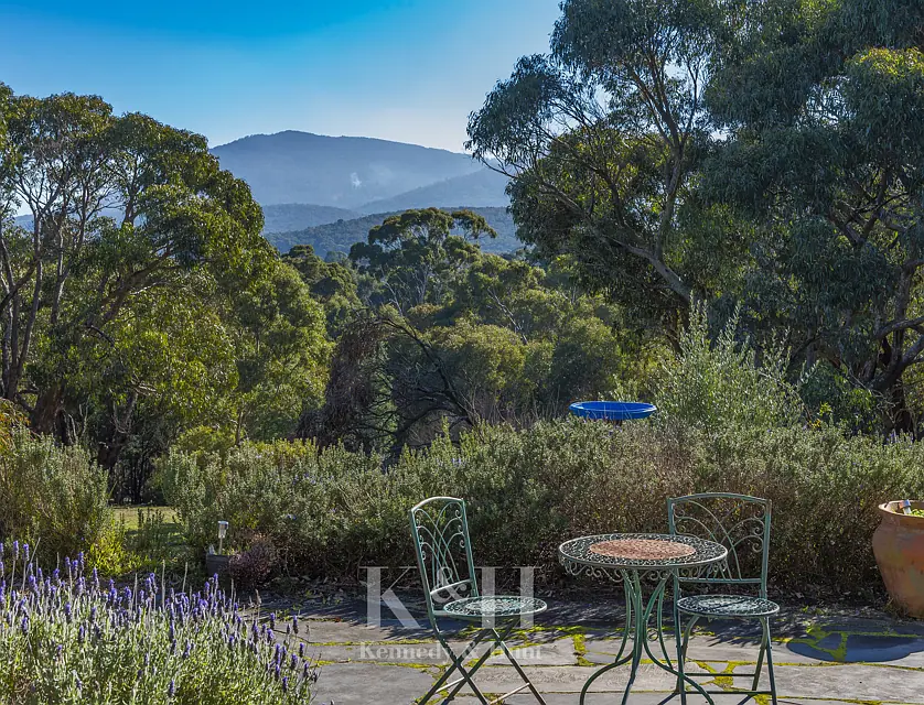 16 Cooraminta Crescent, New Gisborne, Ballarat, 3 chambres, 1 salles de bain, Lifestyle Property