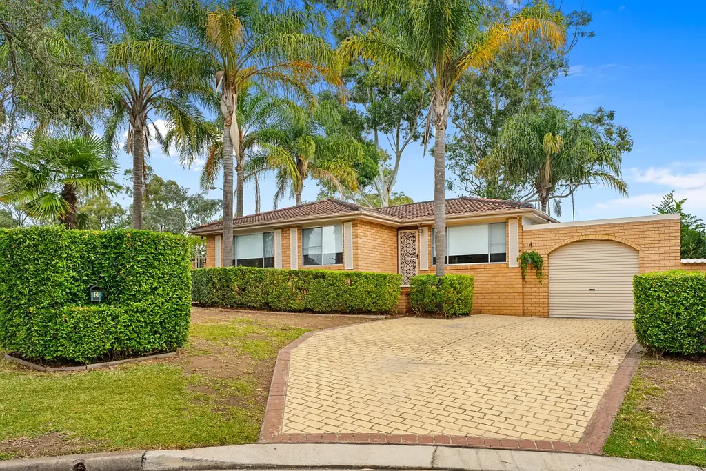 Spacious Family Living with Exceptional Outdoor Entertaining