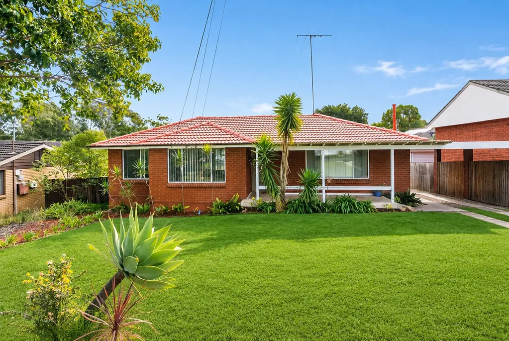 Baulkham Hills 3Phòng ngủ Easy Family Living | 727sqm Block | Matthew Pearce Catchment