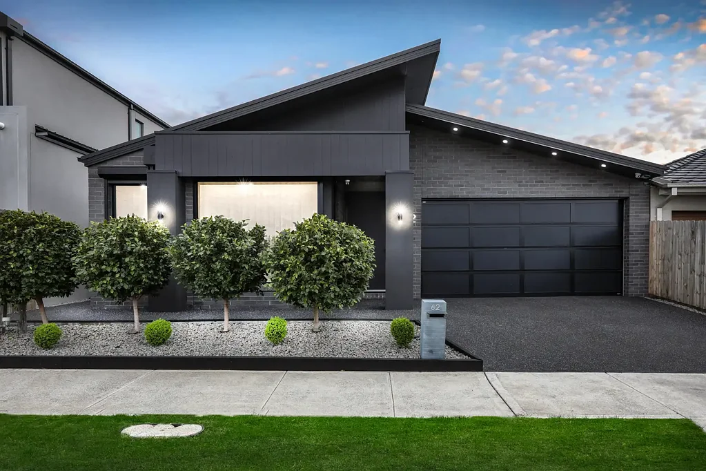 62 Mattina Circuit, Greenvale, VIC 3059
