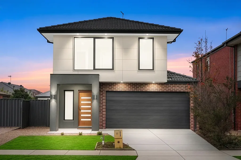 Manor Lakes 3Habitaciones Your Double-Storey Family Haven!