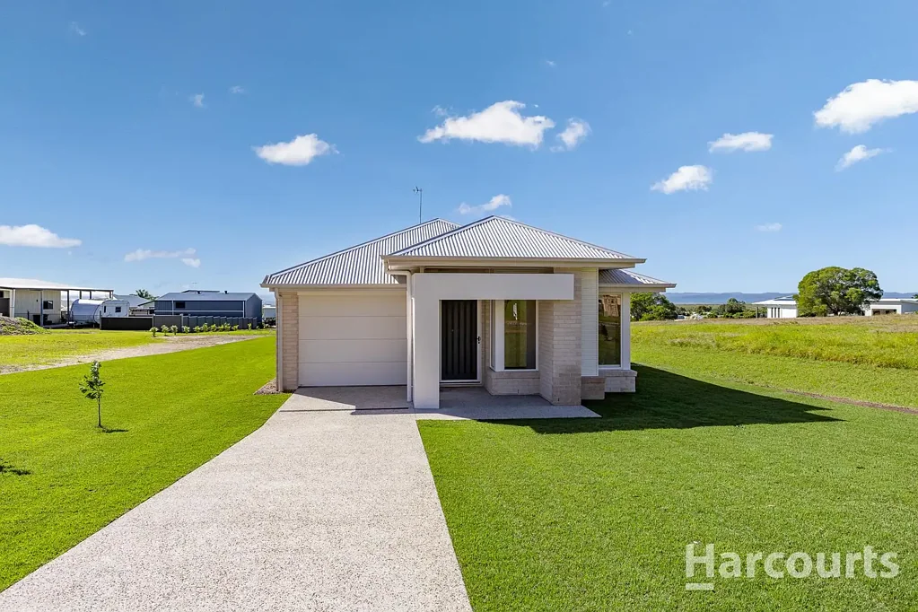 Brand New Coastal Living with Massive Rear Shedding