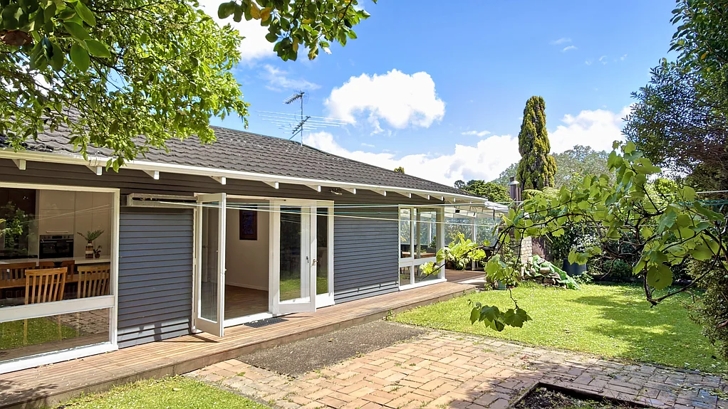 19 Mappin Place, Chatswood, North Shore City, Auckland