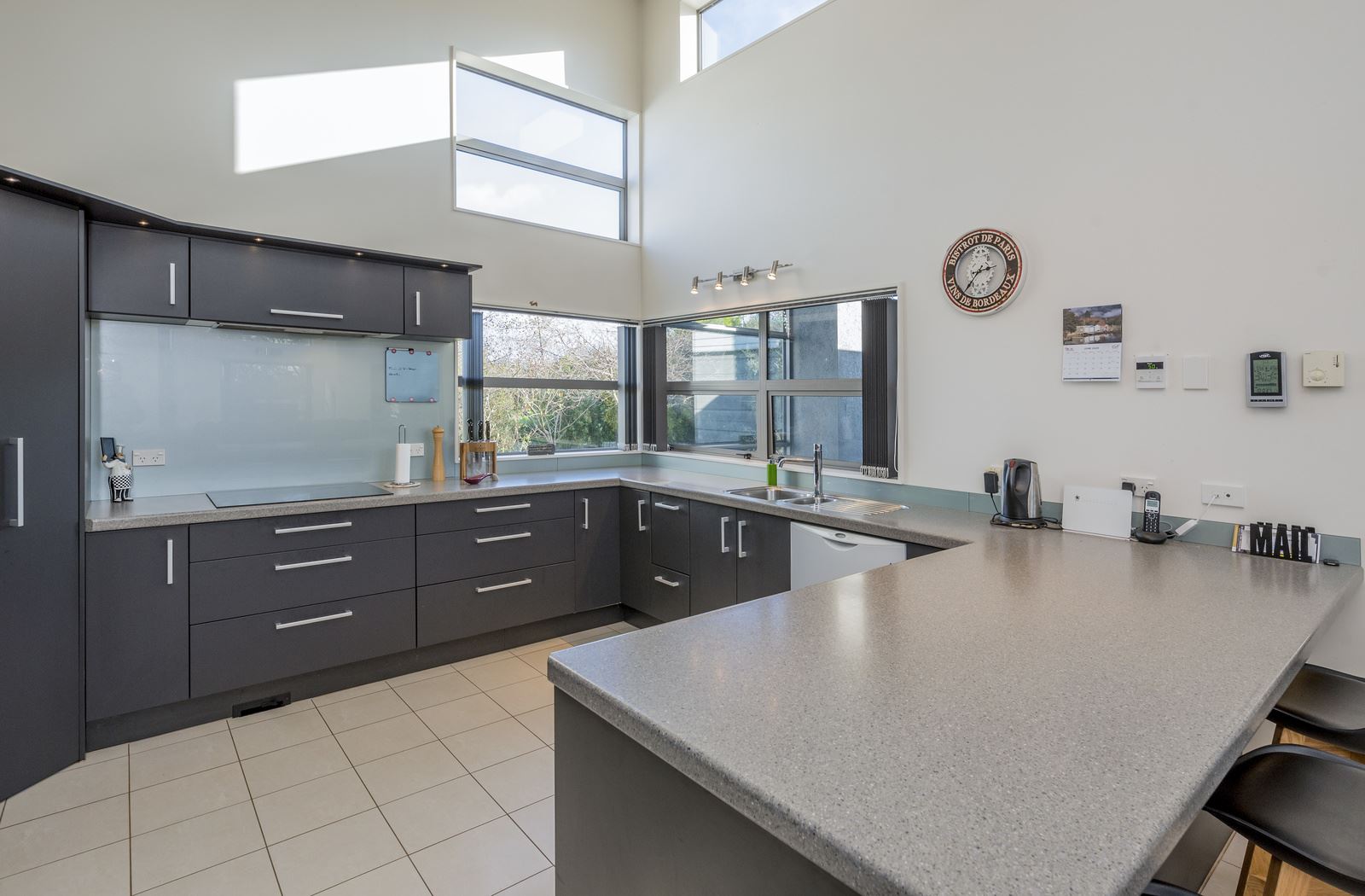 77 Waikawa Beach Road, Manakau, Horowhenua, 3 phòng ngủ, 2 phòng tắm