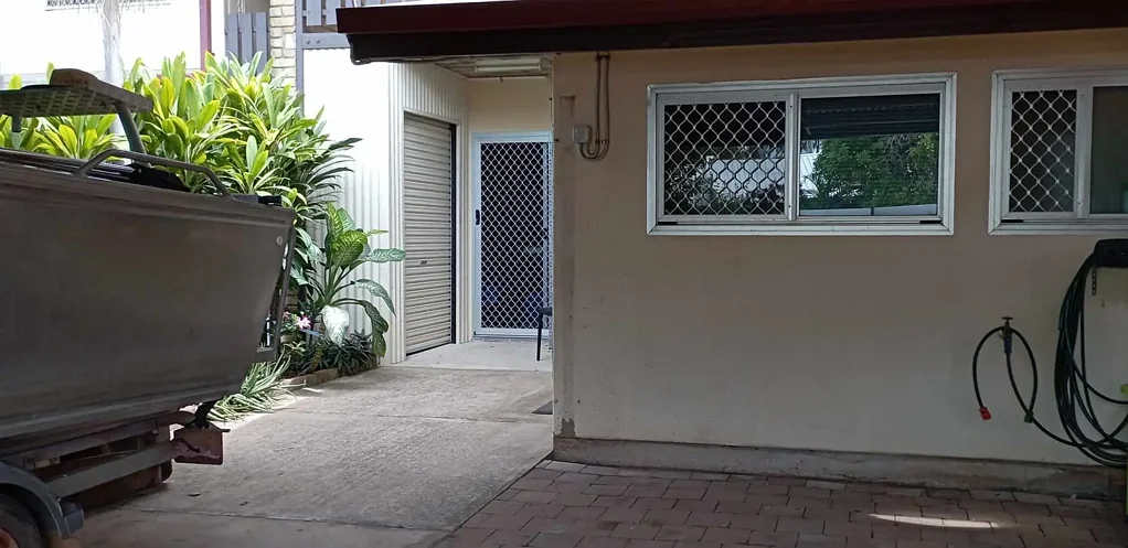 Malak 2Zimmer PRICE REDUCTION Fully Refurbished, 2 bedroom Townhouse