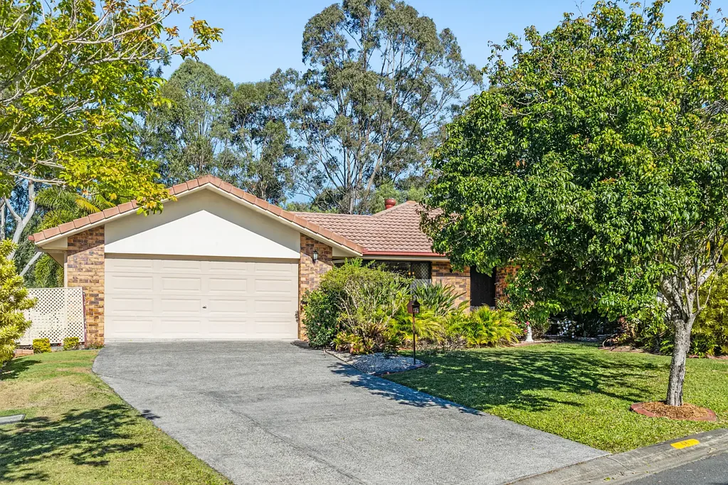 44 Greenbank Circuit, Carrara, QLD 4211