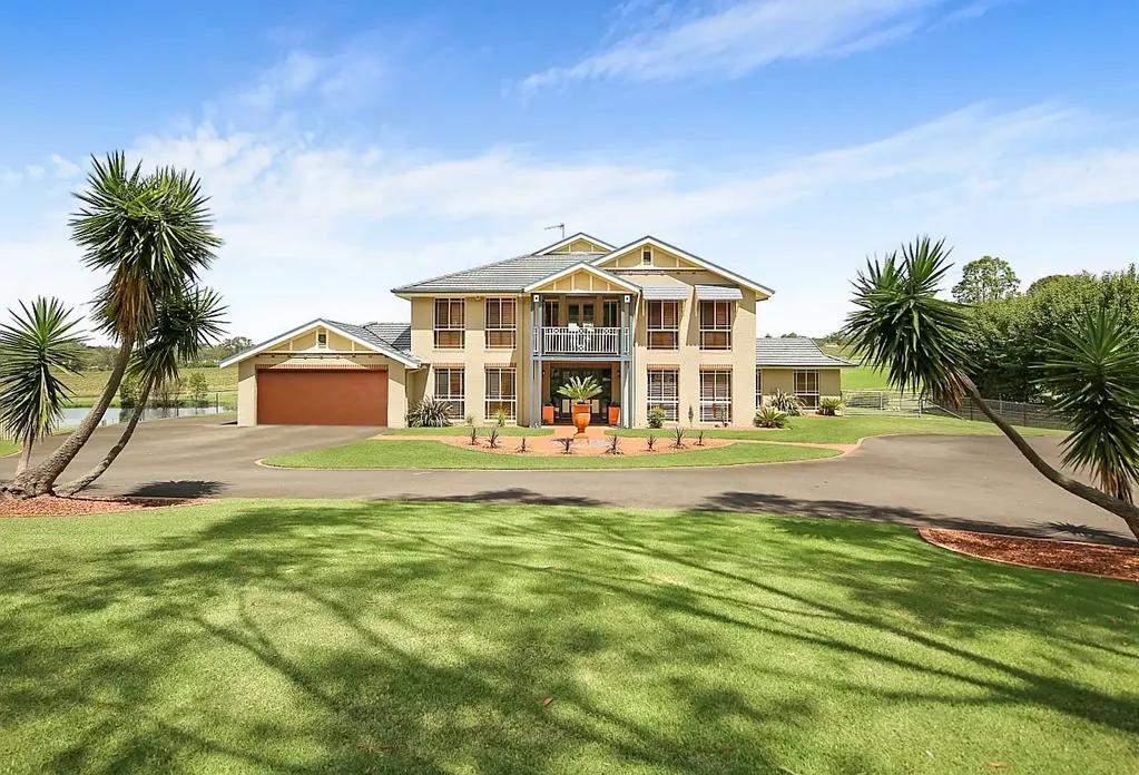 Picton 5房 Nangarin位置绝佳 ACRE阔地 葡萄园景观 私密泳池 舒适奢居 IF NOT ONE OF THE MOST DESIRABLE ACRE RESIDENCES IN TOWN !