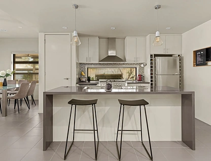 27 Viewgrand Boulevard, Epping, VIC 3076, 3房, 2浴, 独立屋
