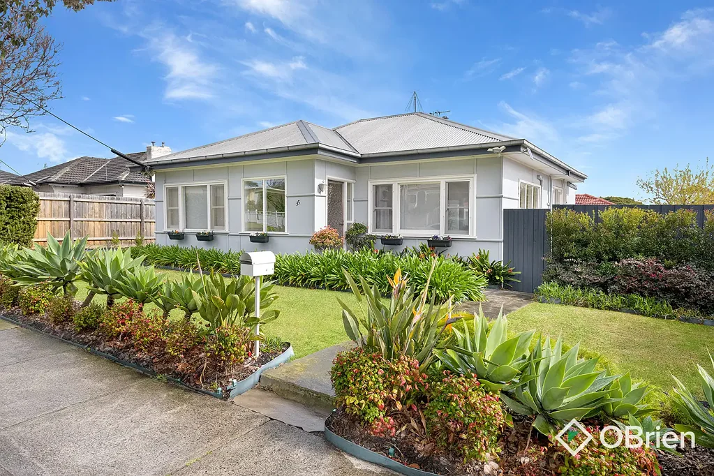 35 Petrie Street, Frankston, VIC 3199
