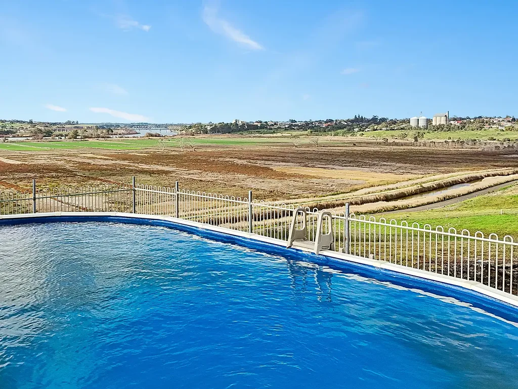 1-3 Watts Road, Murray Bridge, SA 5253, 4 slaapkamers, 2 badkamers, Lifestyle Section