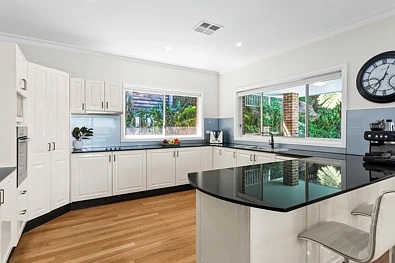 45 Matson Crescent, Miranda, NSW 2228, 4房, 3浴, House