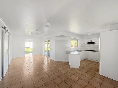 लिविंग रूम - 21 Hamilton Place, West Wodonga, VIC 3690