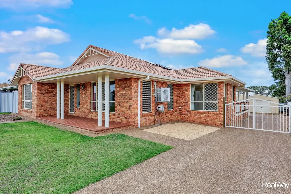 Gooburrum 5Kwarto Room for the Whole Family on a Generous Gooburrum Block 5mins to Town!