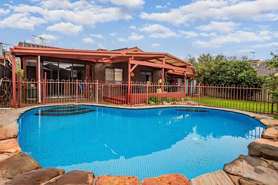 33 Masters Avenue, Marion, SA 5043, 4房, 2浴, House
