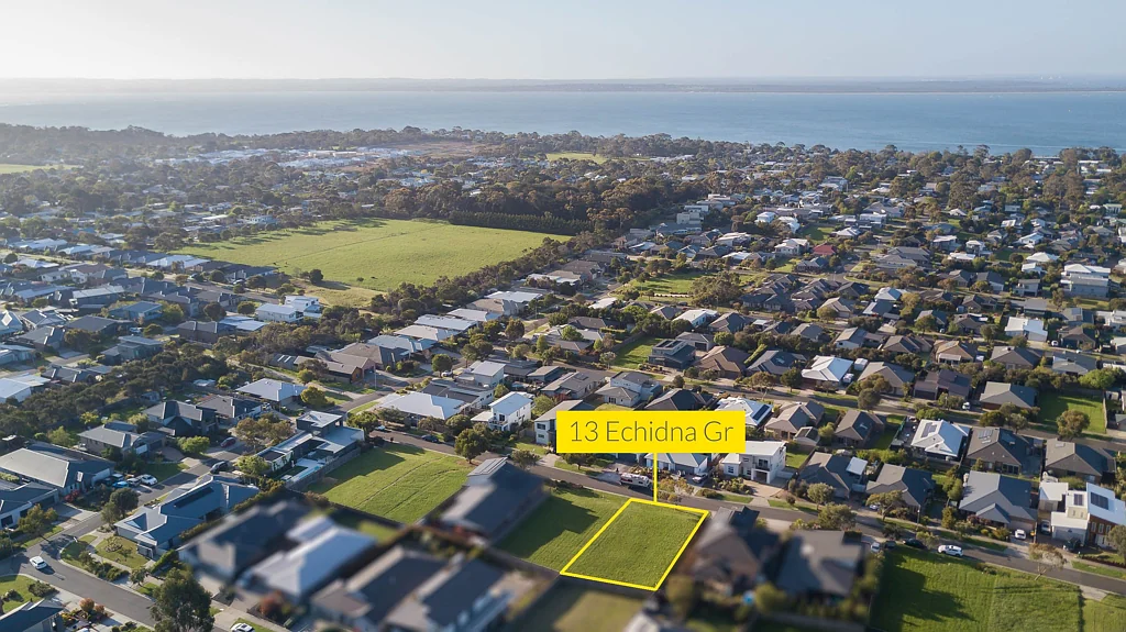 13 Echidna Grove, Cowes, VIC 3922