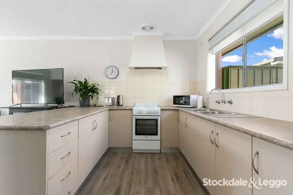 4/33 Hopetoun Avenue, Morwell, VIC 3840