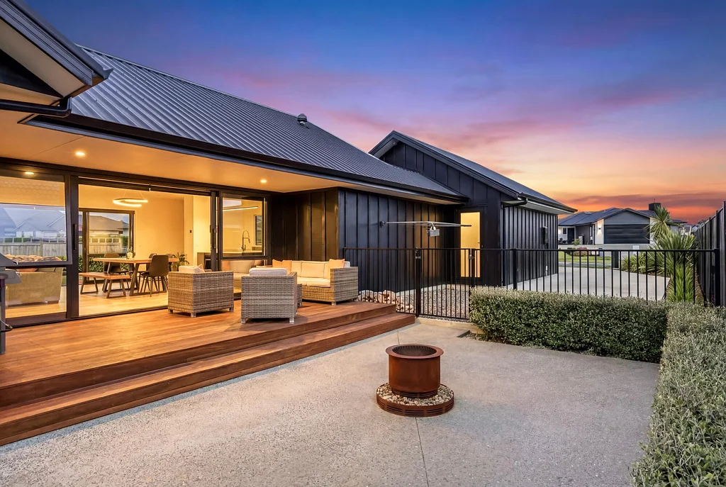 Wharewaka 3침실 A Cedar Masterpiece with Space, Light, and Style