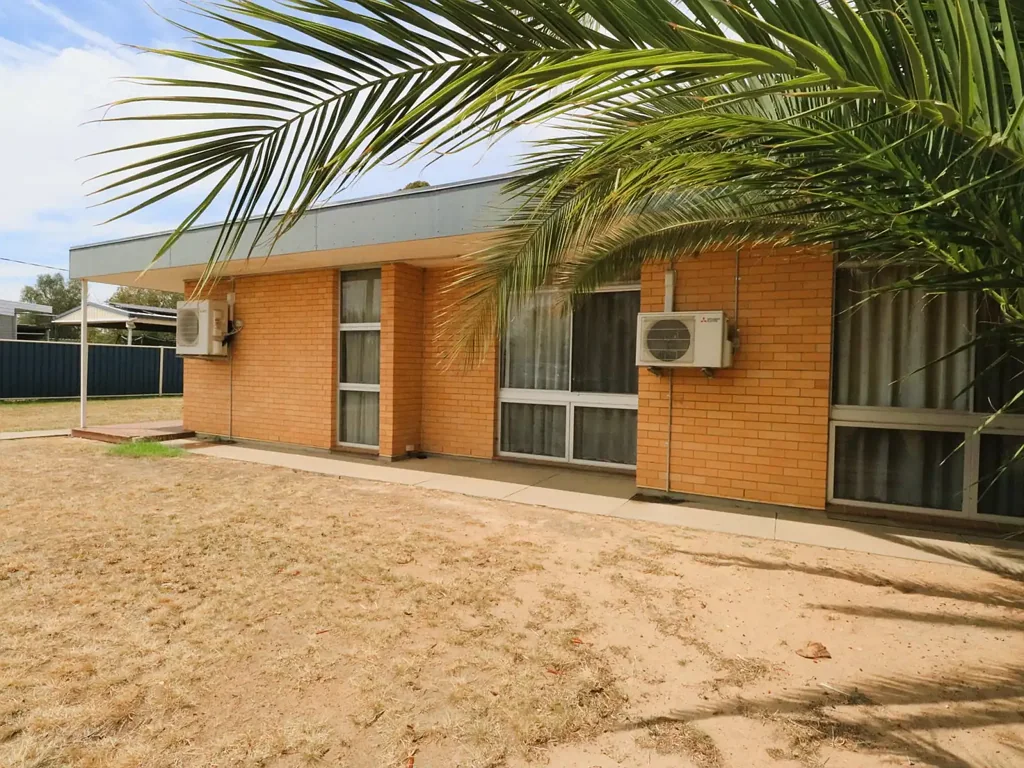 2 Nightingale Street, Roma, QLD 4455