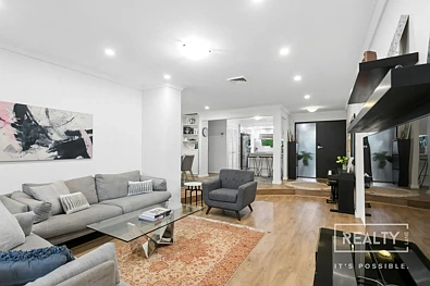 35 Burroughs Road, Karrinyup, WA 6018, 3房, 1浴, House