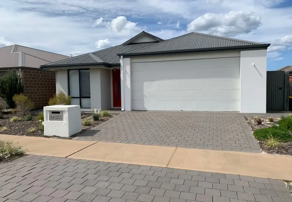 Ellenbrook 3房  The Perfect Blend of Comfort & Convenience