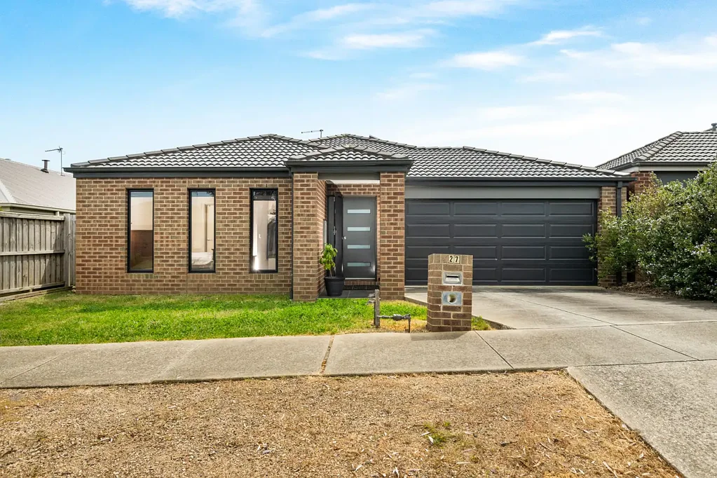27 Shoaling Drive, Leopold, VIC 3224