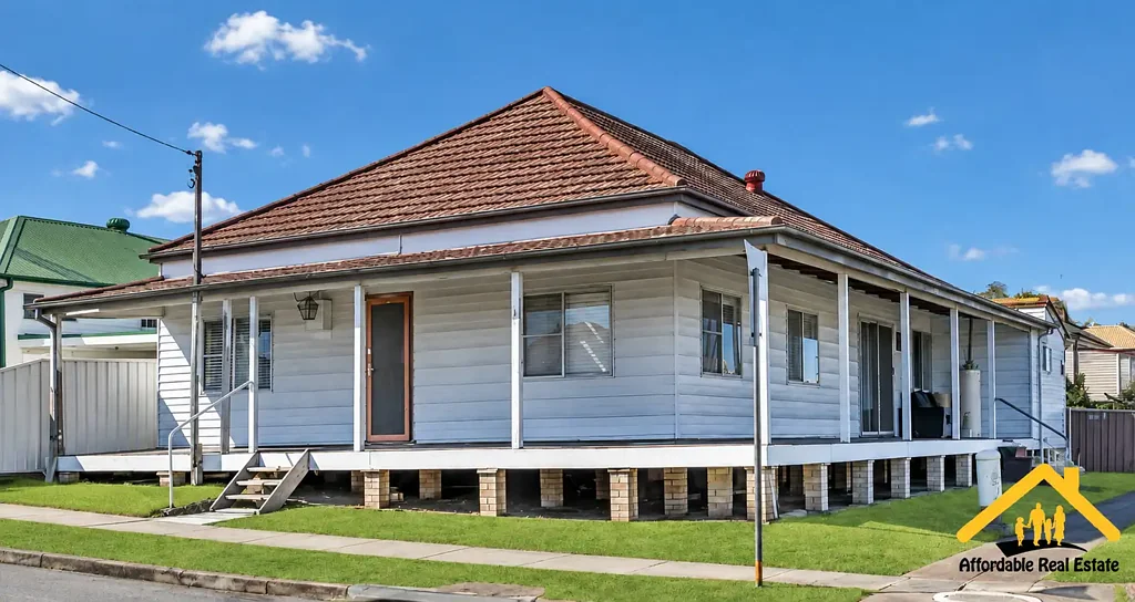 Spacious 7-Bedroom, 2.5-Bathroom Share Home