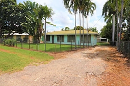 5 Dowling Street, Katherine