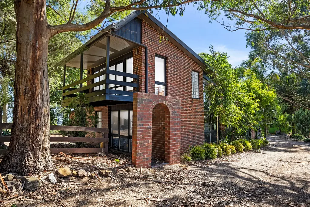Nyora  Ride into Paradise - Gorgeous 80 Acre Lifestyle Property