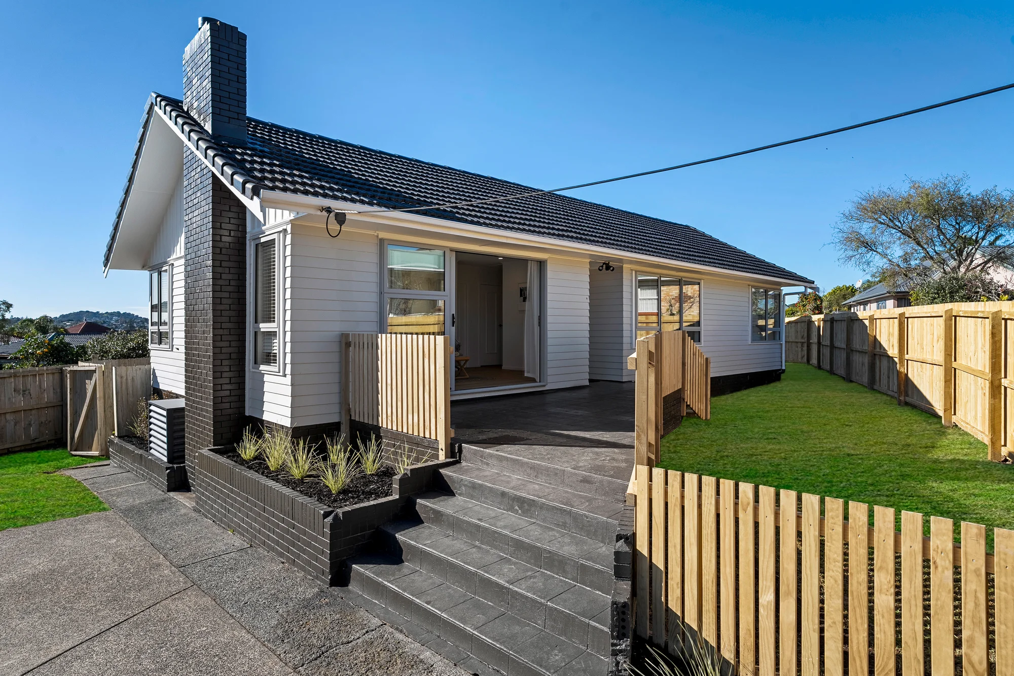 Blockhouse Bay 4 Slaapkamer Double Glazed and Freehold!