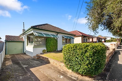 Kingsgrove 3房 释放潜力:创意改造的理想家园 Reduced to sell this week !!