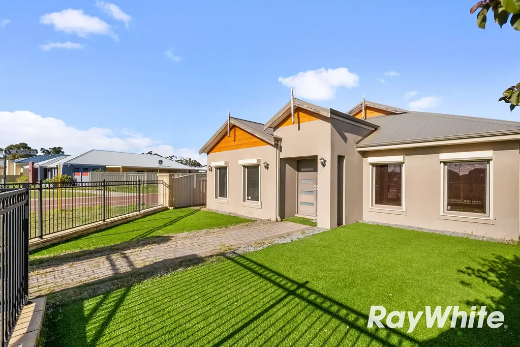 Lakelands 4ห้องนอน Family living with ultimate convenience