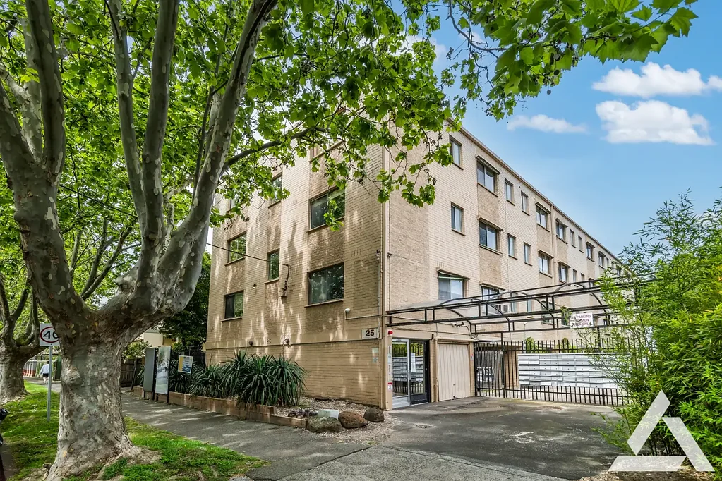 St Kilda Affordable Entry or Investment