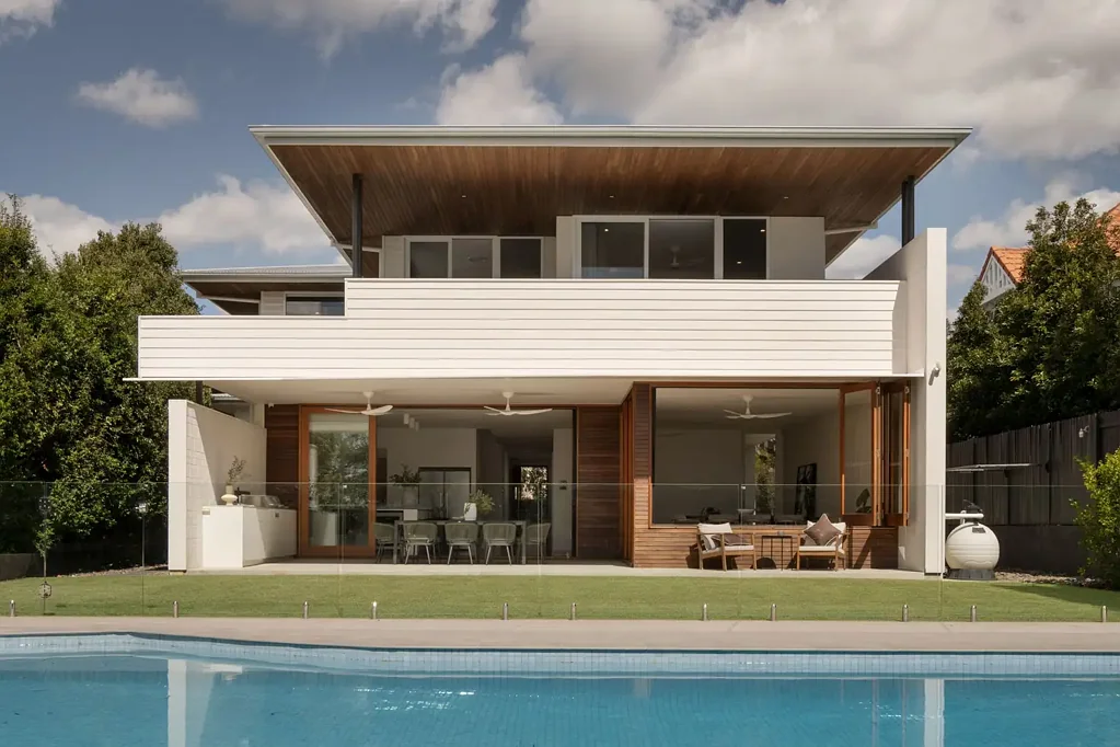 Hamilton 5 Bedroom Private Luxury and Poolside Serenity in this Masterful Abode
